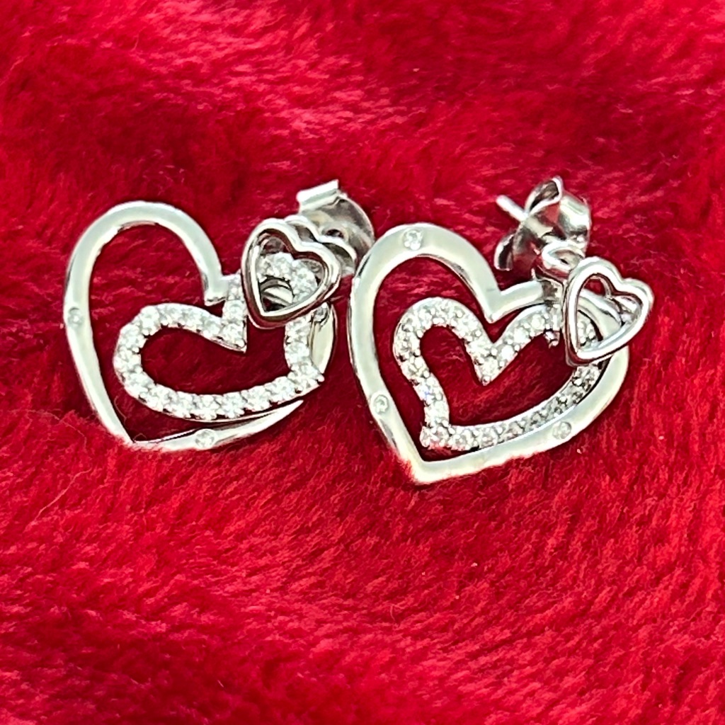 Moissanite Diamond Heart Dangle Earrings 150$